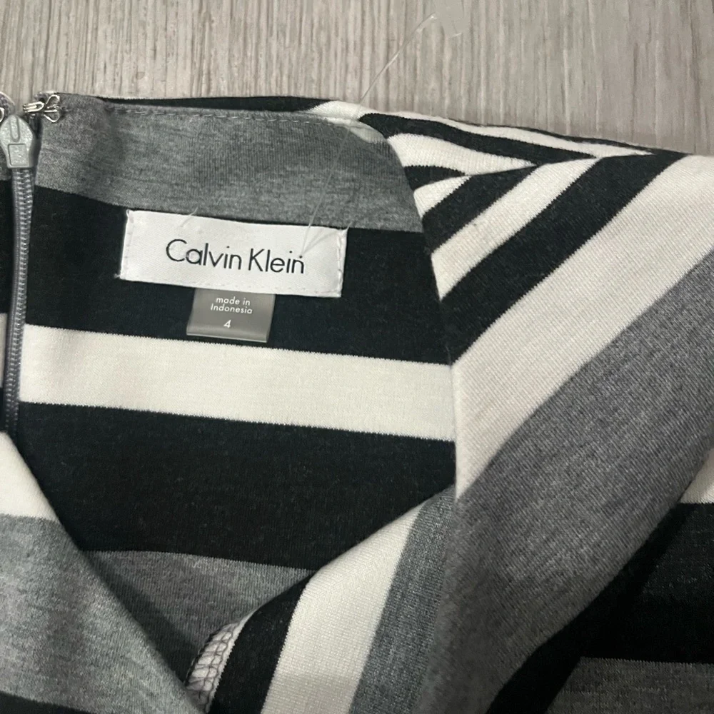 NWT Calvin Klein Black White Gray Sleeveless Striped Shift Sheath Dress - Picture 4 of 6